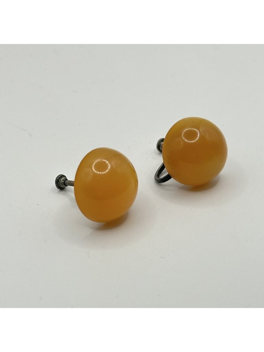 Vintage Amber-Colored Clip-On Twist Earrings Screw-Back Design Retro Style Jewel